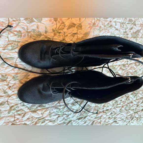 Ugg Oriana calf hair boots black - Picture 7 of 13